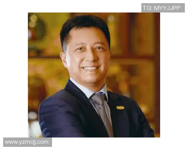 钟诚的成长之路：从普通少年到行业领军人物的奋斗历程